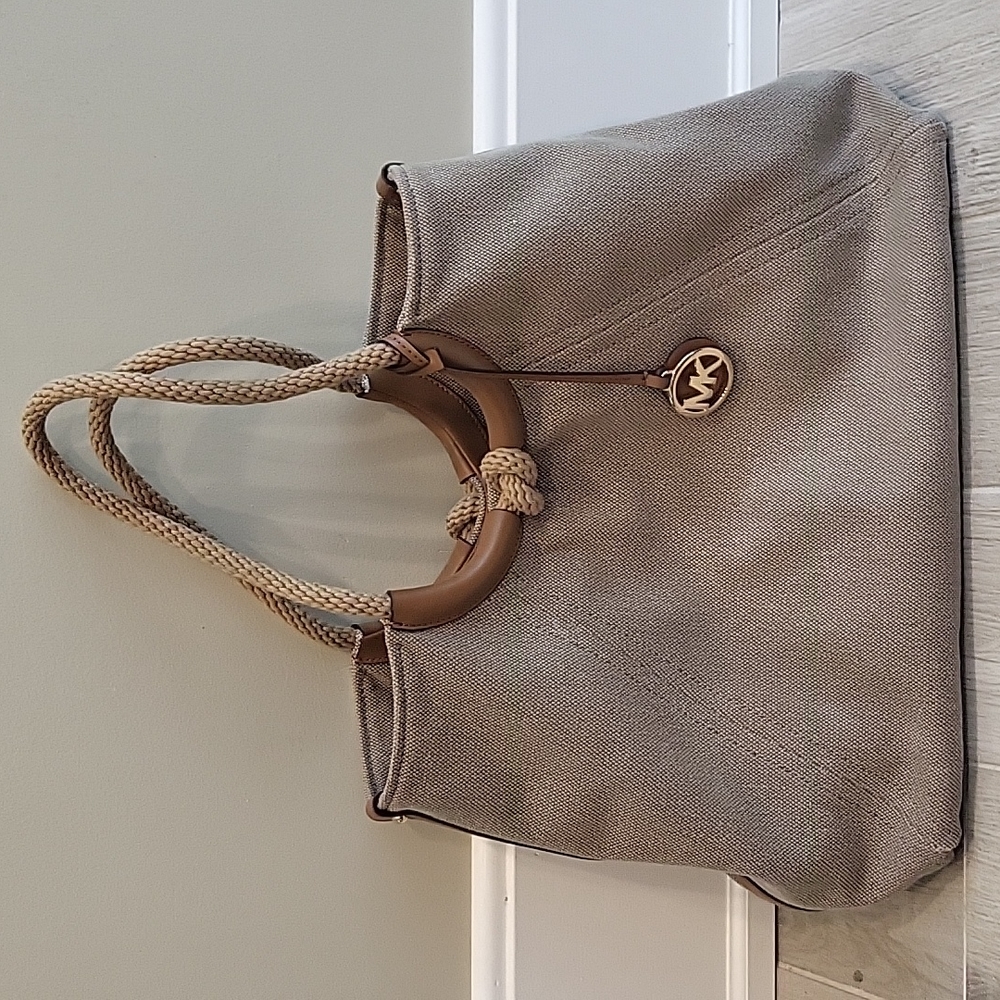 Micheal kors linen handbag